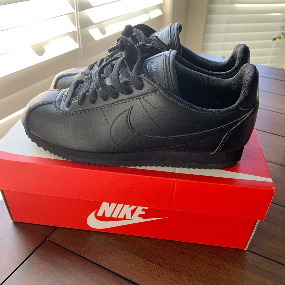 Black Nike Cortez